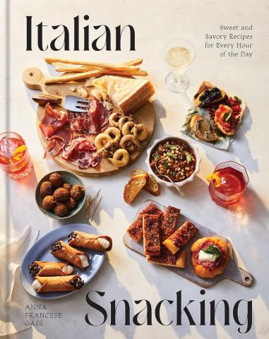 Cookbook cover of Italian Snacking